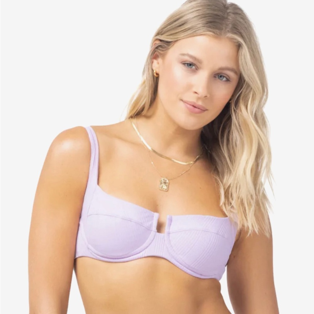 L*Space Camillia Bikini Top 🌸
